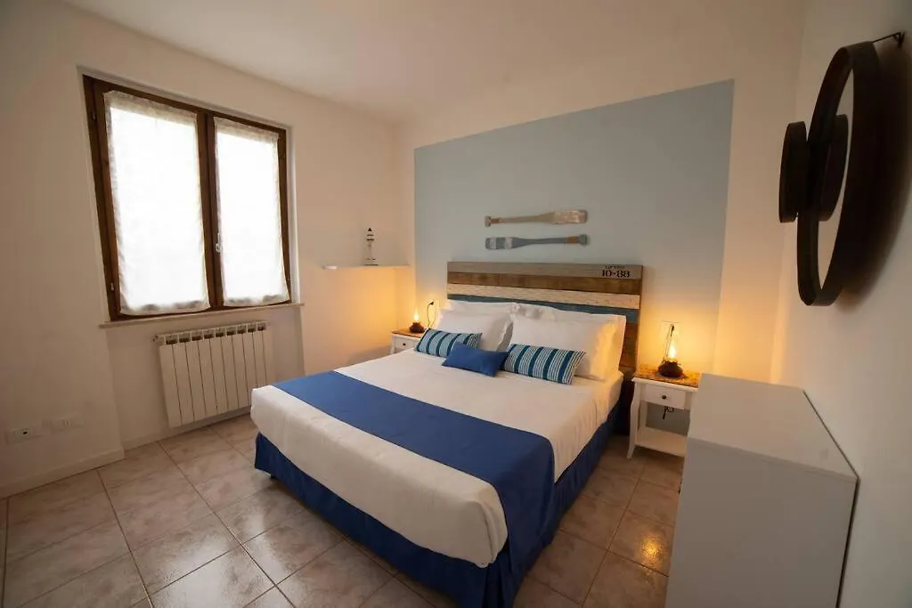 Apartment Alloro Appartamento 3 Sirmione Italy