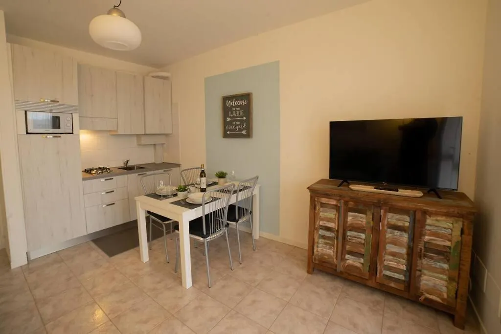 Alloro Appartamento 3 Sirmione 0*,  Italy